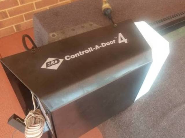 B&D Controlla-door-4 Garage Door Opener